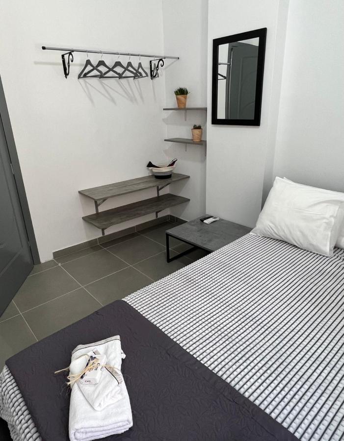 Thania'S House ,4 Minutes From The Center Of Hermoulis エルムポリ エクステリア 写真