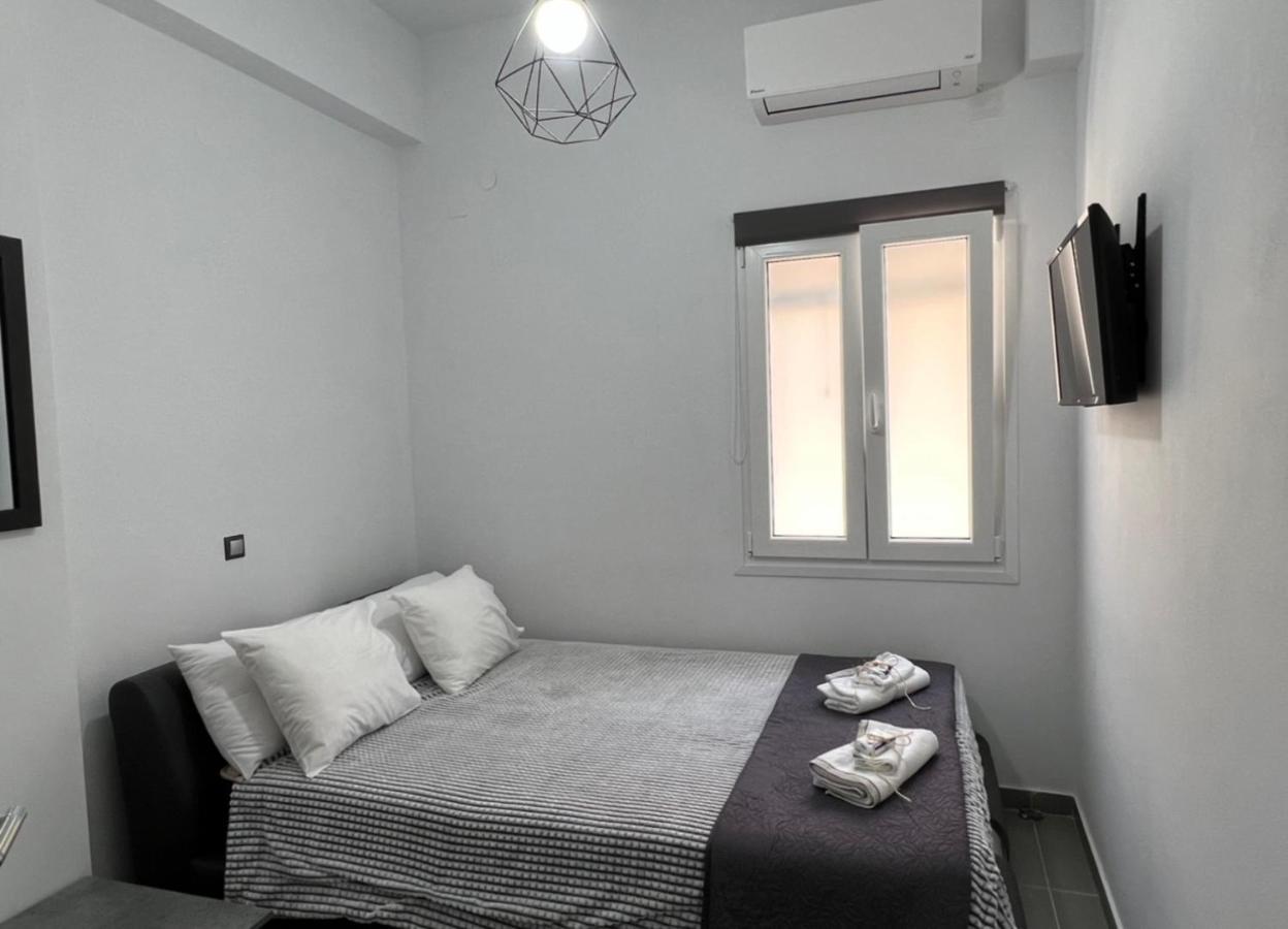 Thania'S House ,4 Minutes From The Center Of Hermoulis エルムポリ エクステリア 写真